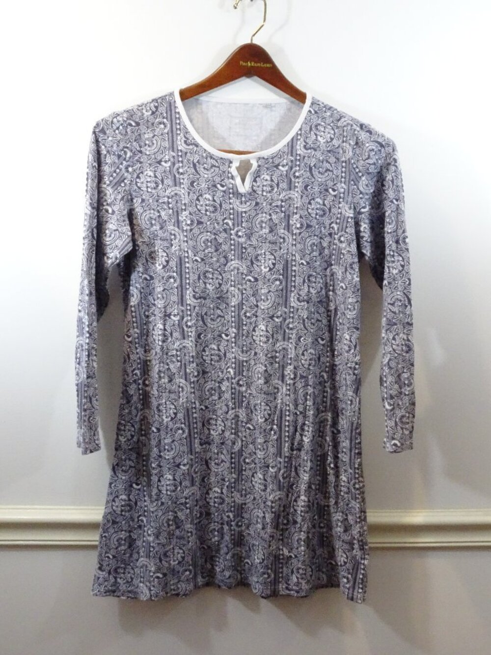 Calida Nightdress Sz S Gray White Long Sleeve Nightgown Soft Loungewear